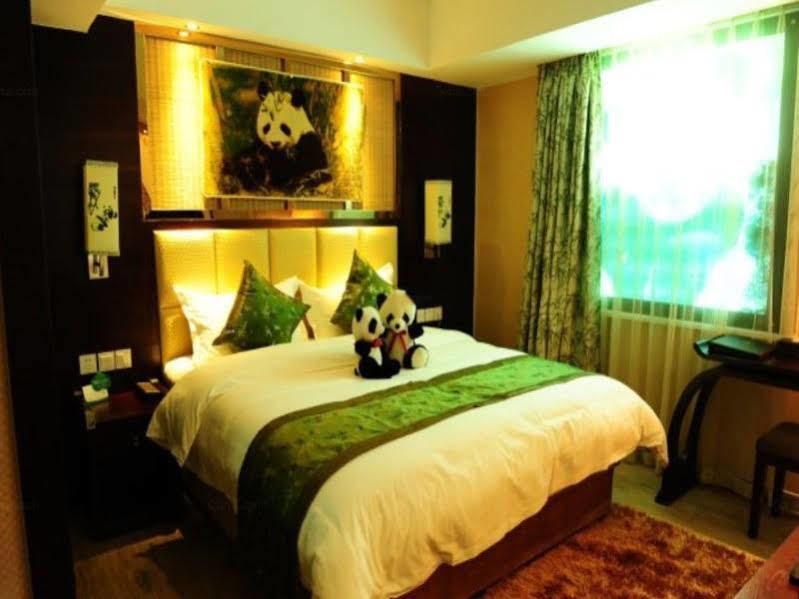 Chengdu Panda Prince Culture Hotel Exterior foto