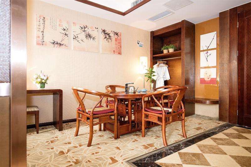 Chengdu Panda Prince Culture Hotel Exterior foto